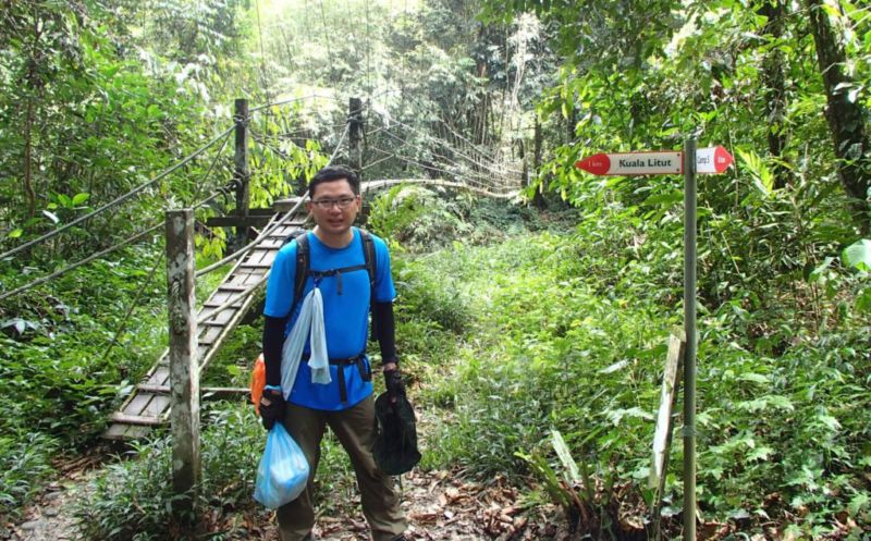 1km mark of trail to Camp 5 @2015 1km mark of trail to Camp 5 @2015