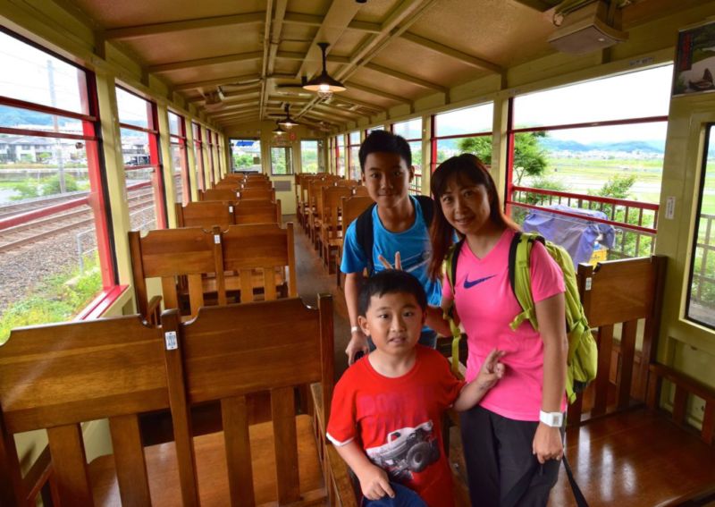 Sagano Scenic Railway train cabin @2015 Sagano Scenic Railway train cabin @2015