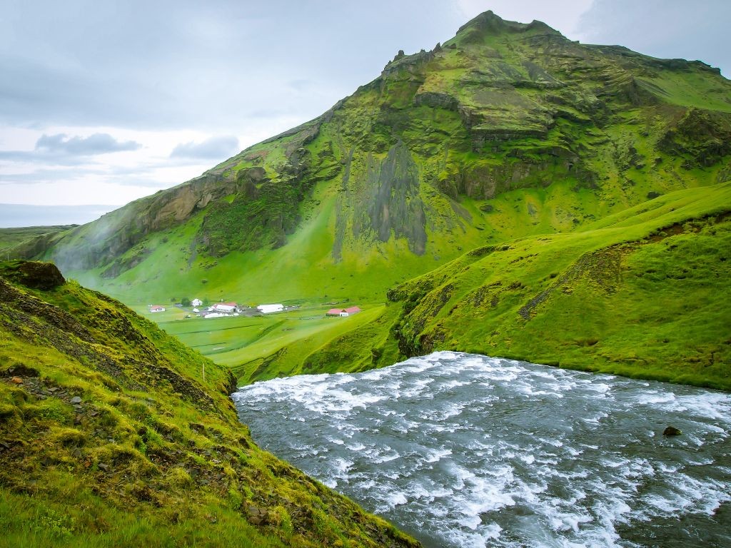 Skógafoss (Attractions in South Iceland)