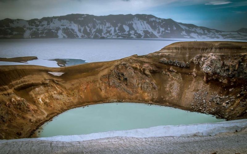 Askja: Viti crater (foreground) and Öskjuvatn lake (background) (Jun-2014) (Attractions in Northeast Iceland)
