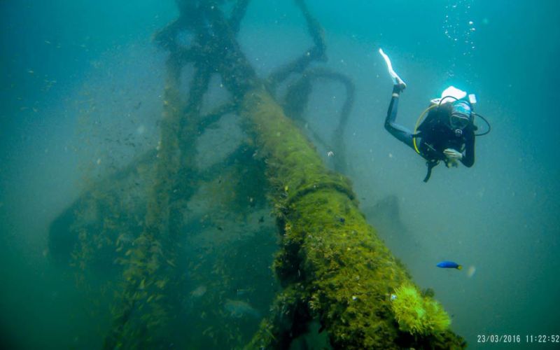 Kenyalang Wreck, Miri Kenyalang Wreck (Scuba Diving in Miri, Sarawak)