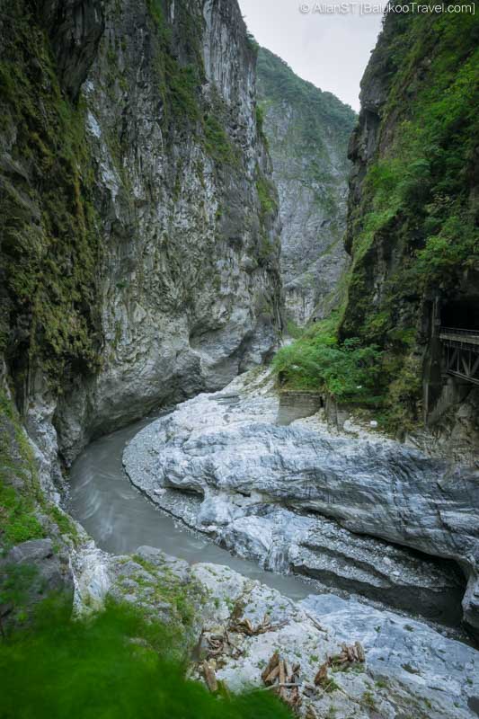 View from viewing platform beside Liufang Bridge, Taroko Gorge (Hualien, Taiwan) @2016