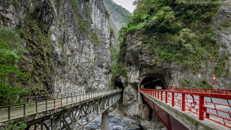 Liufang Bridge (right), Taroko Gorge (Hualien, Taiwan) @2016