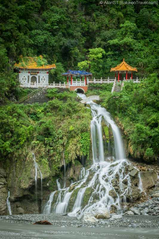 Eternal Spring Shrine (長春祠), Taroko Gorge (Hualien, Taiwan) @2016 (Taroko Gorge Blog)