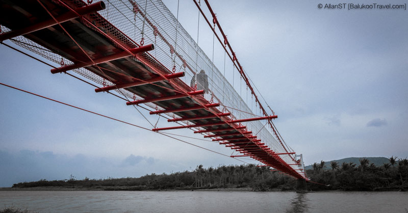 Pingtung Manchurian Port Drawbridge (屏東滿州港口吊橋)(Kenting National Park Travel Blog)