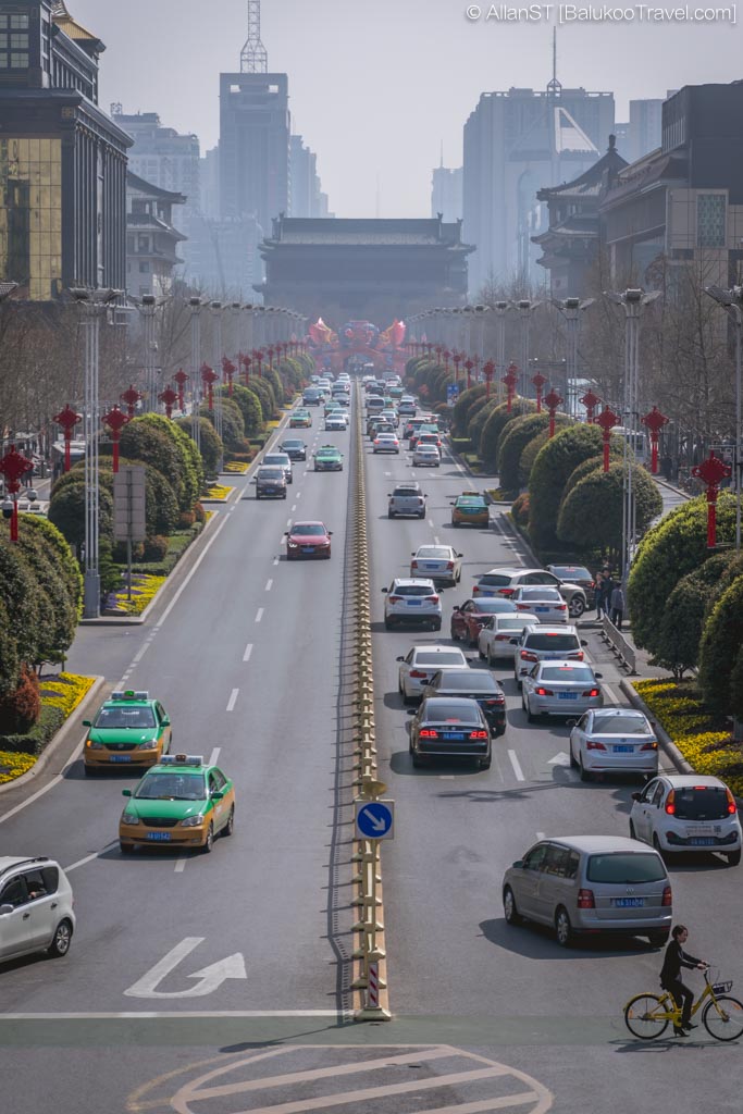 Xi'an Bell Tower (Xi'an Attractions) Xi'an Bell Tower (Xi'an Attractions)