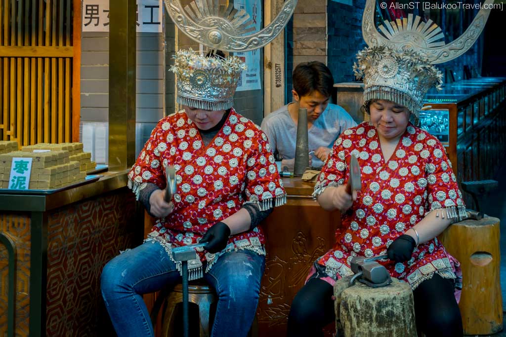 Xi’an Muslim Quarter (Xi'an Attractions) Xi’an Muslim Quarter (Xi'an Attractions)