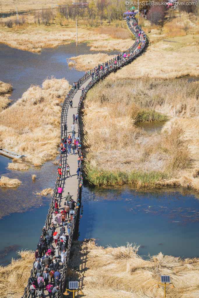 Visiting Marriage Bridge. A popular dating spot for Mosuo people.