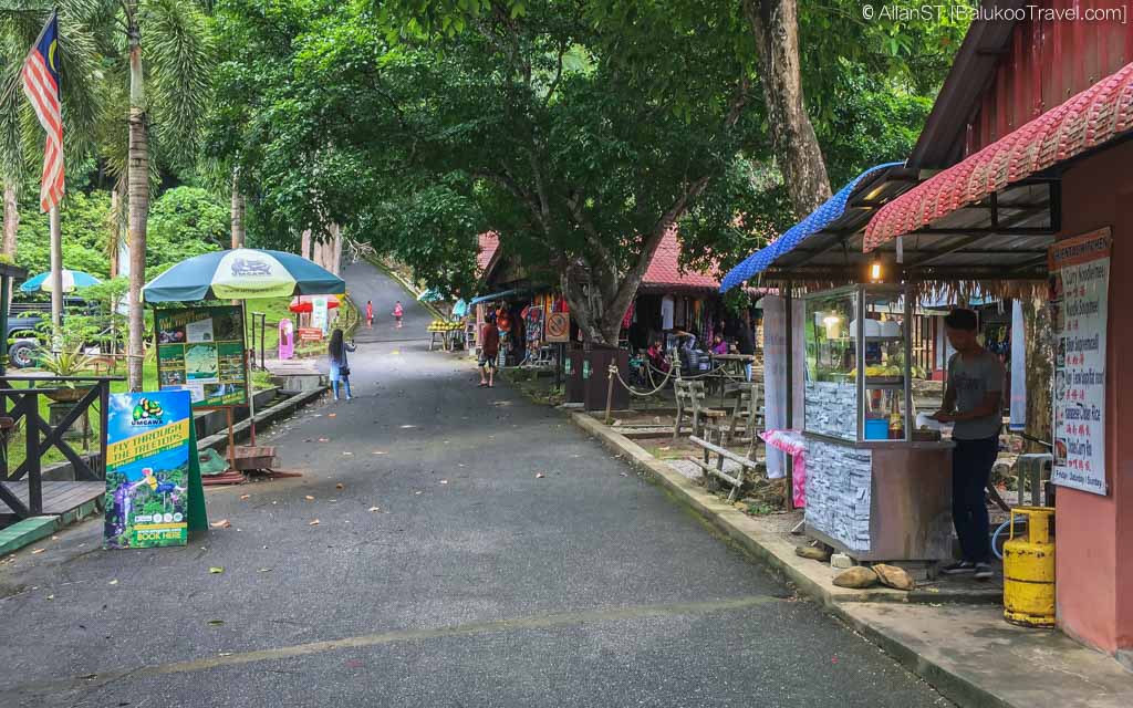 Start of hike (parking area) to Seven Wells Waterfall (Langkawi)