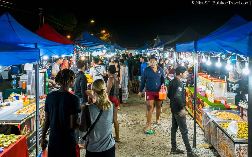 Temonyong Night Market. Every Thursday. (Pantai Cenang, Langkawi)