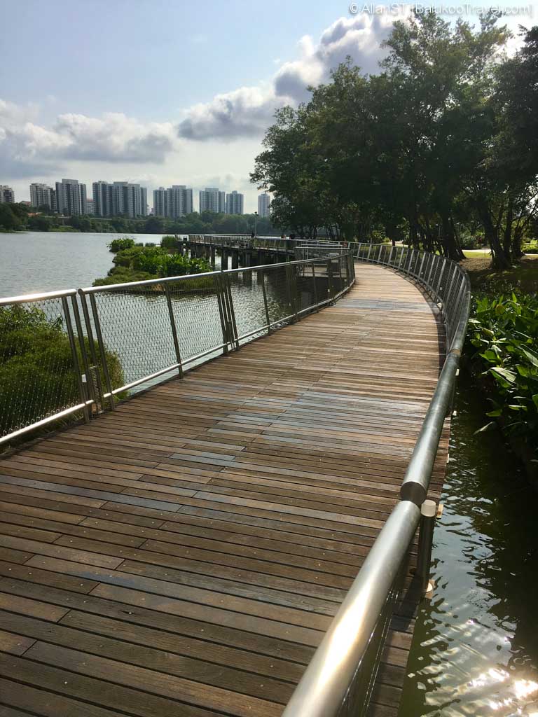 Broadwalk at Jurong Lake 