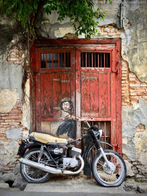 Old Motorcycle, Penang Street Art (George Town, Penang, Malaysia)