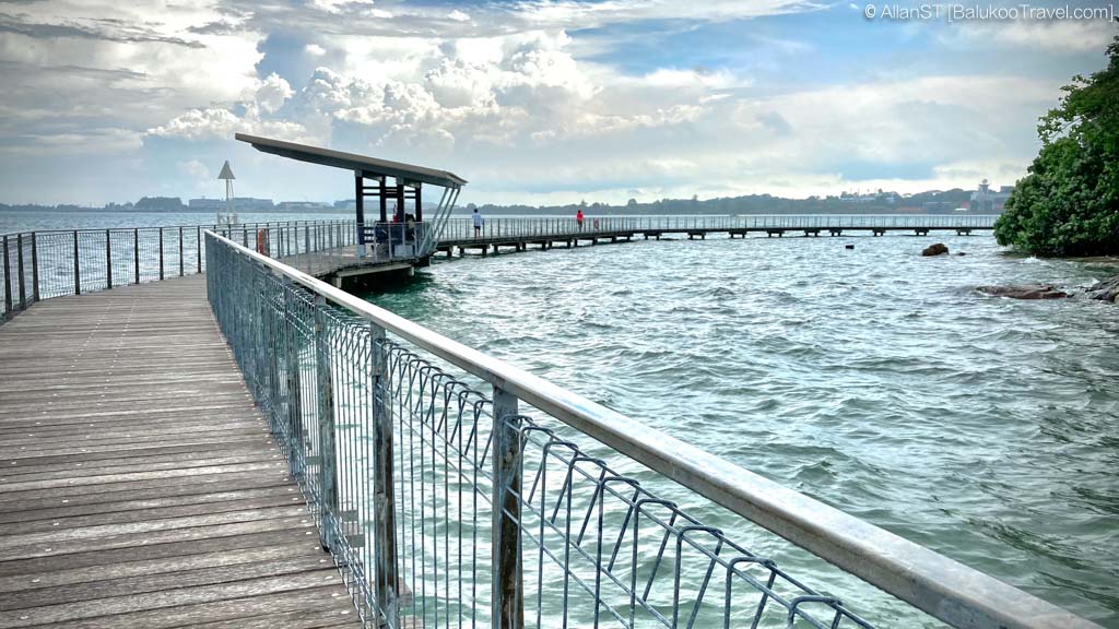 Coastal broad walk at Chek Jawa Wetlands