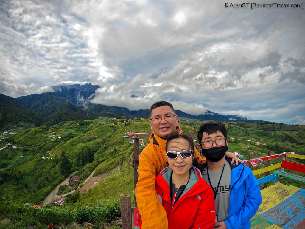 Sosodikon Hill (Kundasang). View of Mount Kinabalu and the surrounding hills. 