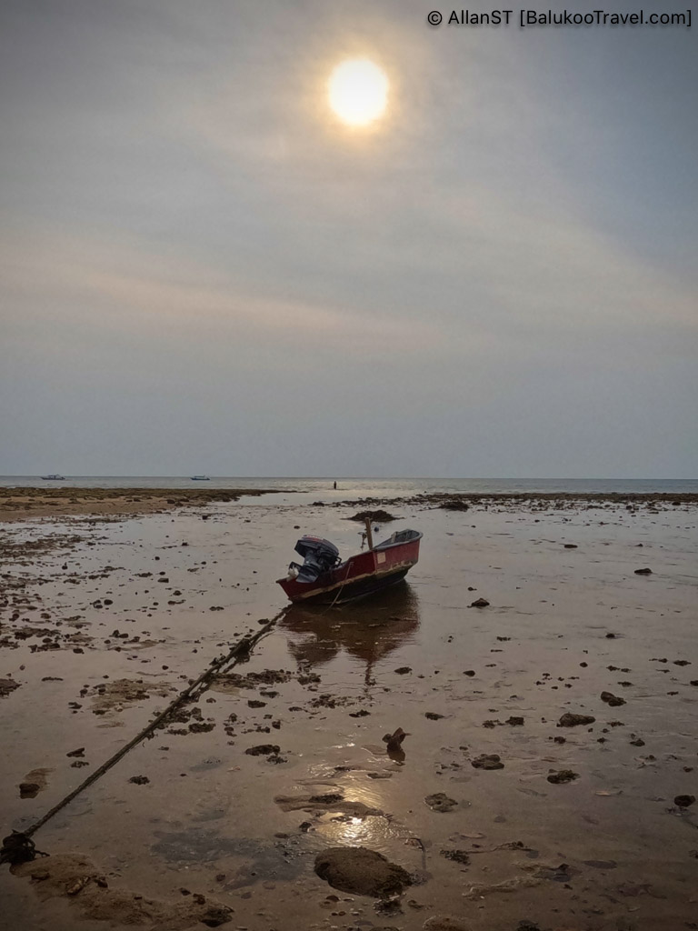 Sunset view at Paya Beach, Tioman, Malaysia
