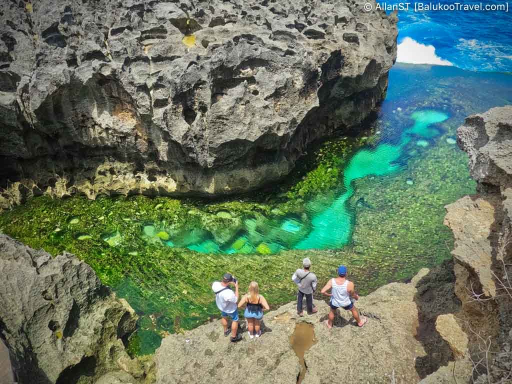 Though picturesque, the pool is extremely dangerous due to the waves, especially at high tide (Angel’s Billabong, Nusa Penida)