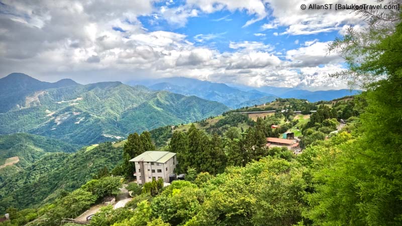CingJing is a highland town that is often the base for travellers visiting HeHuanShan