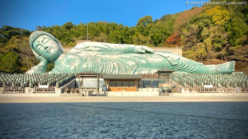 Nanzoin is home to the biggest (41m length) Reclining Buddha bronze statue in the world. (Things to do in Fukuoka) Nanzoin is home to the biggest (41m length) Reclining Buddha bronze statue in the world. (Things to do in Fukuoka)