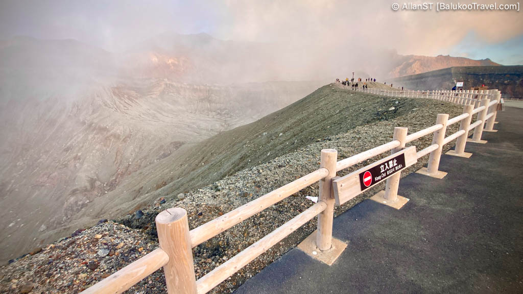 Aso Nakadake Crater 阿蘇中岳 火口 (Mount Aso, Kyushu, Japan)