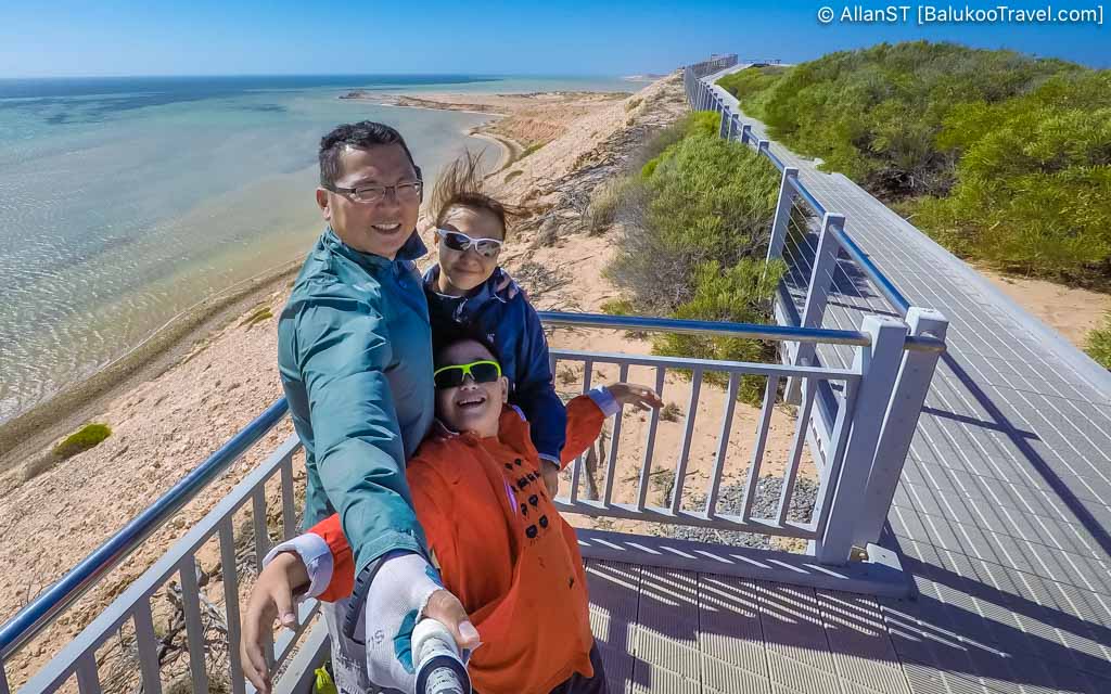 Excellent viewing point located at the top of a cliff, Eagle Bluff lookout (Shark Bay)
