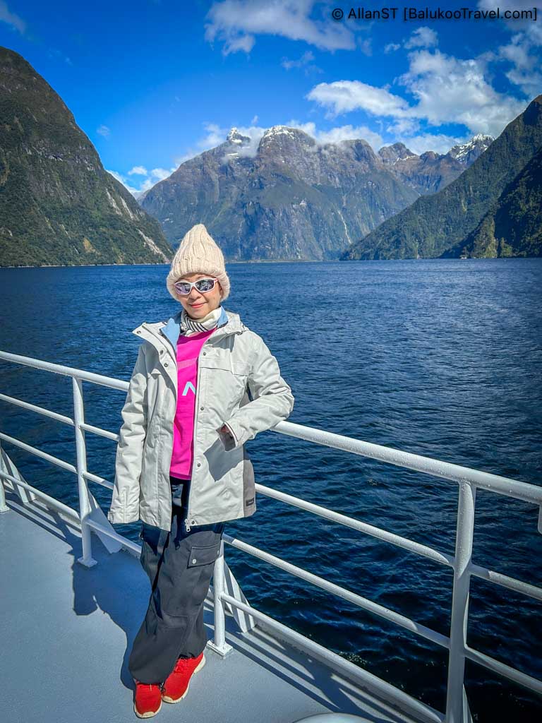 Milford Sound is a breathtaking fiord in Fiordland National Park