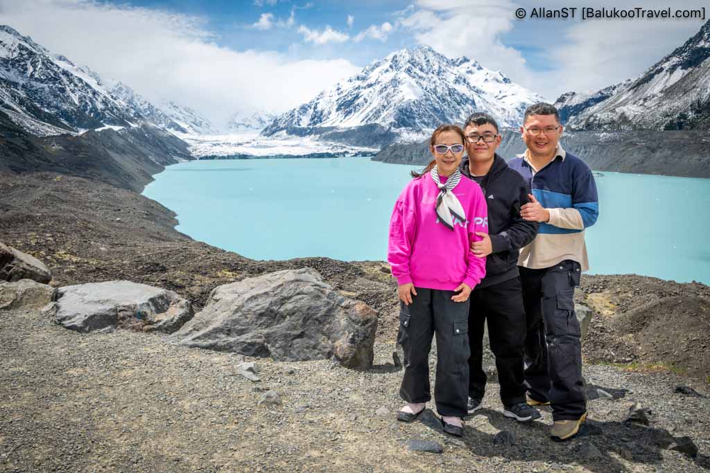 Tasman Glacier is New Zealand’s longest glacier, stretching about 23km down the Southern Alps.