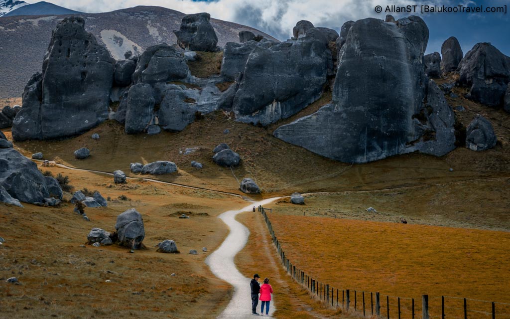 Renowned for its large limestone rock formations scattered across open grasslands, Castle Hill is both a geological wonder and a cultural landmark. Renowned for its large limestone rock formations scattered across open grasslands, Castle Hill is both a geological wonder and a cultural landmark.