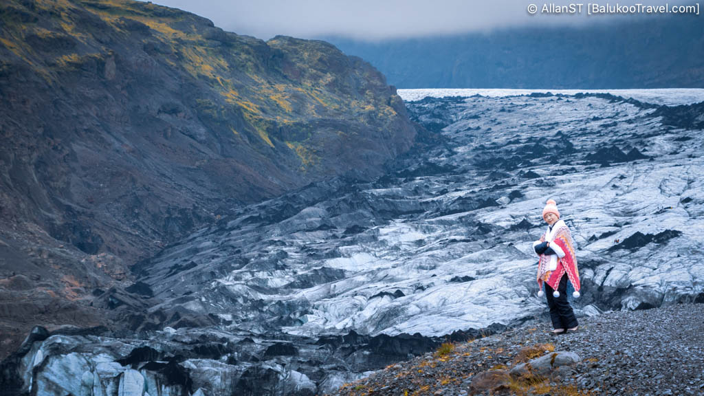 Sólheimajökull (Solheimajokull)(Iceland Itinerary 10-Day Road Trip)