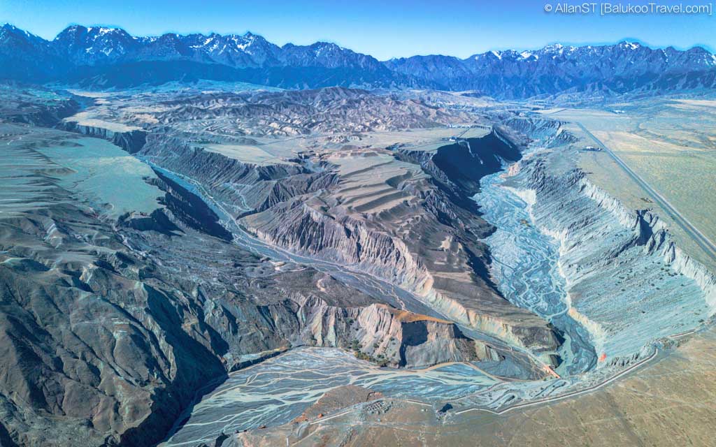 Anjihai Grand Canyon 安集海大峡谷 Anjihai Grand Canyon 安集海大峡谷