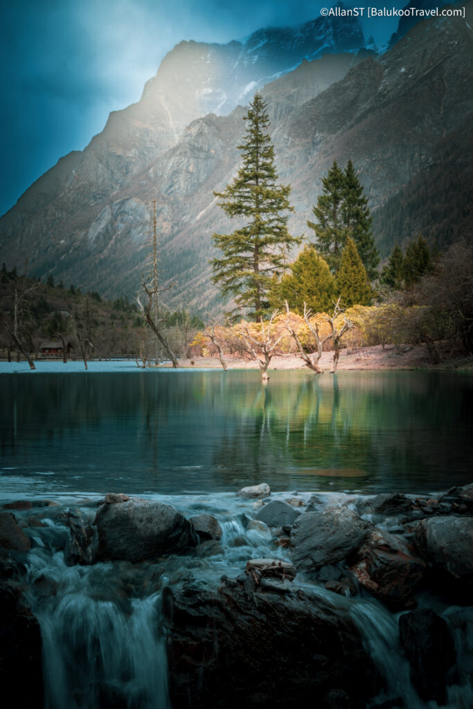 Siguniang Mountain Travel Guide: 隆珠措 (Longzhu Lake)